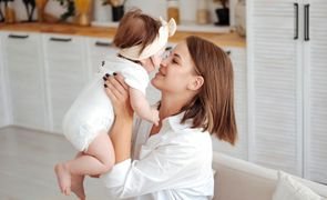 bebe com a mae bituah